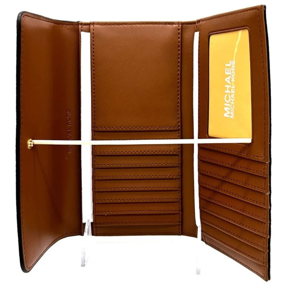 Michael Kors Large trifold Wallet Vanilla/Brown - Picture 6 of 7